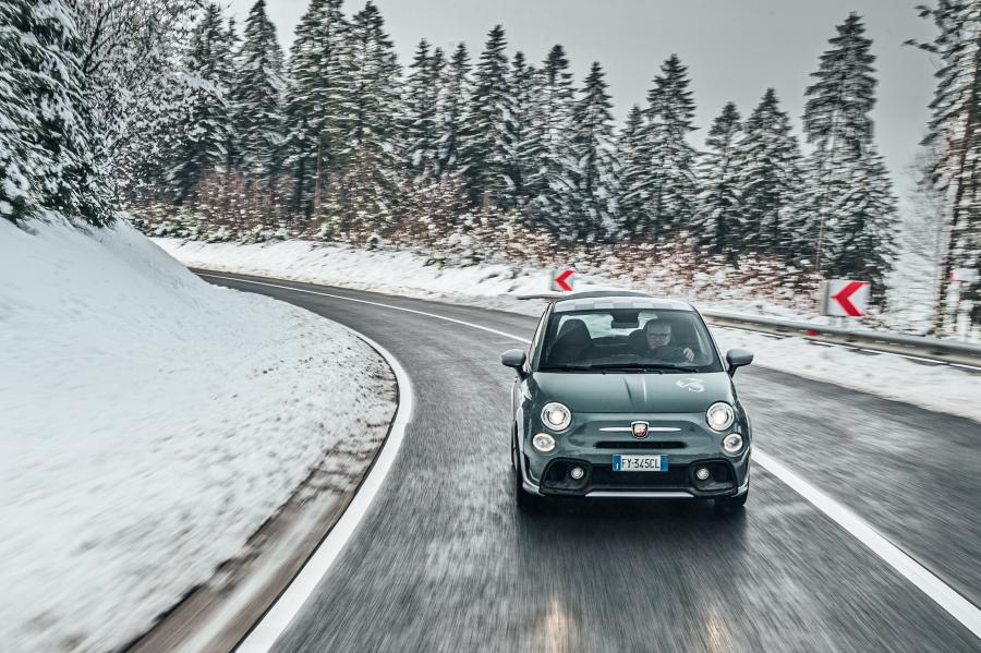  Abarth 695 70° Anniversario (312) 2019 года  (WW) (фото 62 из 70)